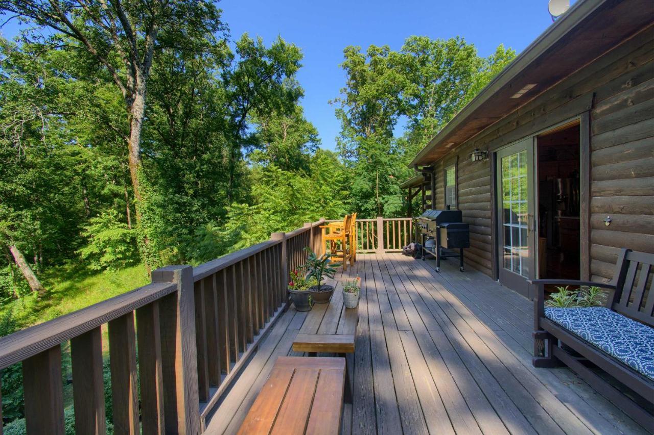 Luxury Pearcy Cabin With 5 Private Acres And Hot Tub! المظهر الخارجي الصورة