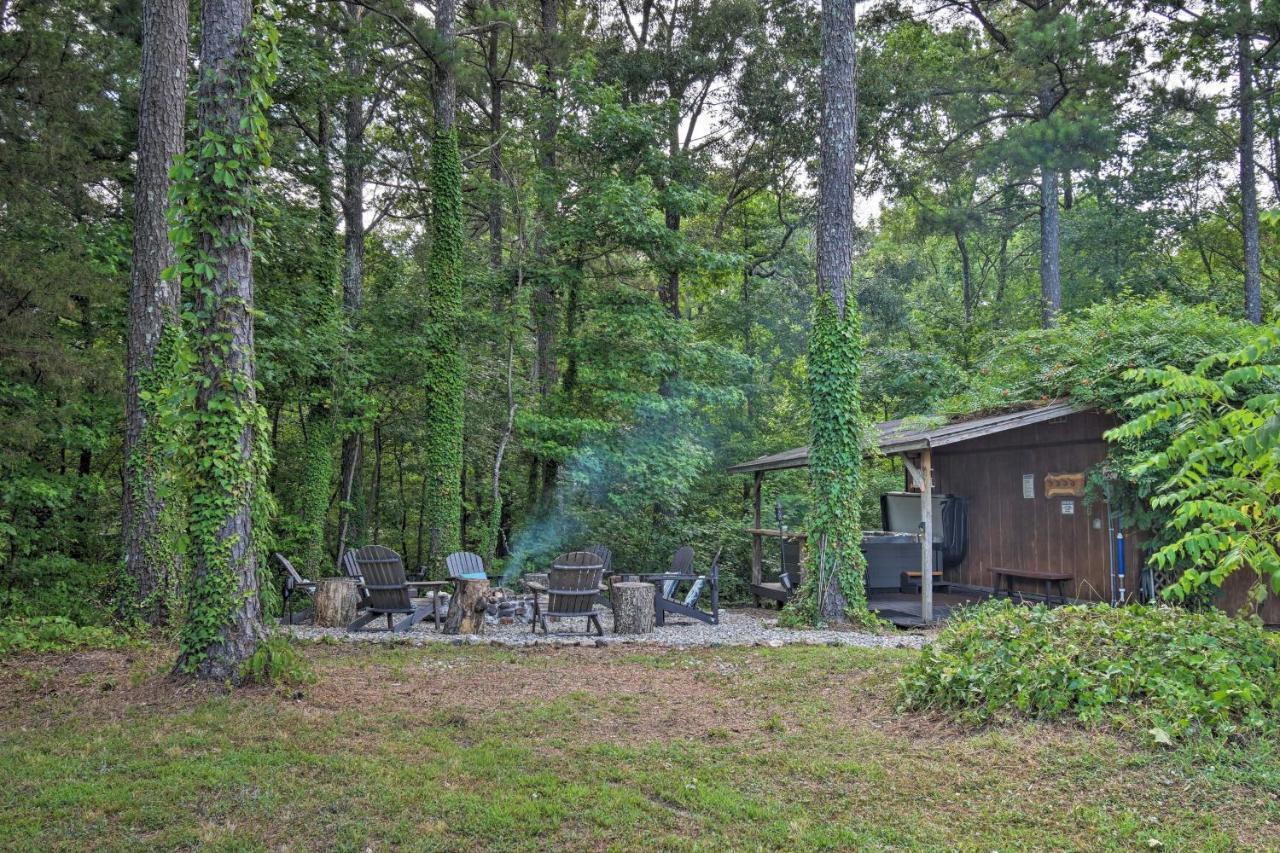 Luxury Pearcy Cabin With 5 Private Acres And Hot Tub! المظهر الخارجي الصورة